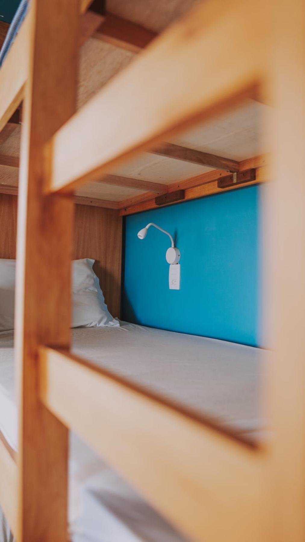 Longboard Paradise Surf Club Hostal