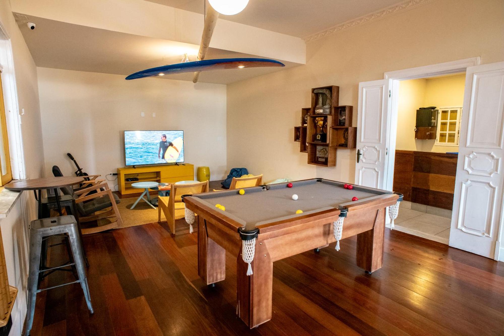 Hostel Longboard Paradise Surf Club *