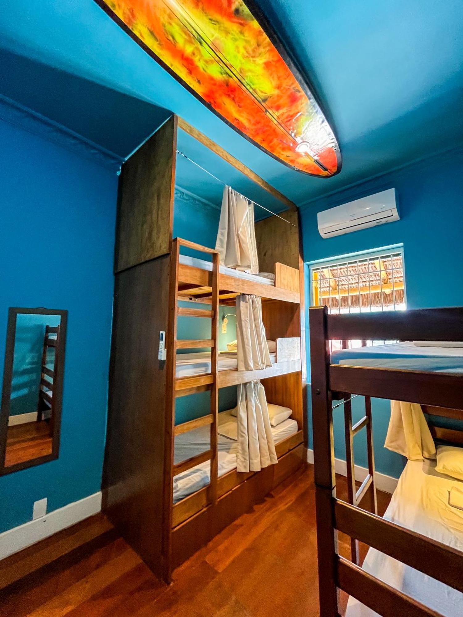 Longboard Paradise Surf Club Hostel