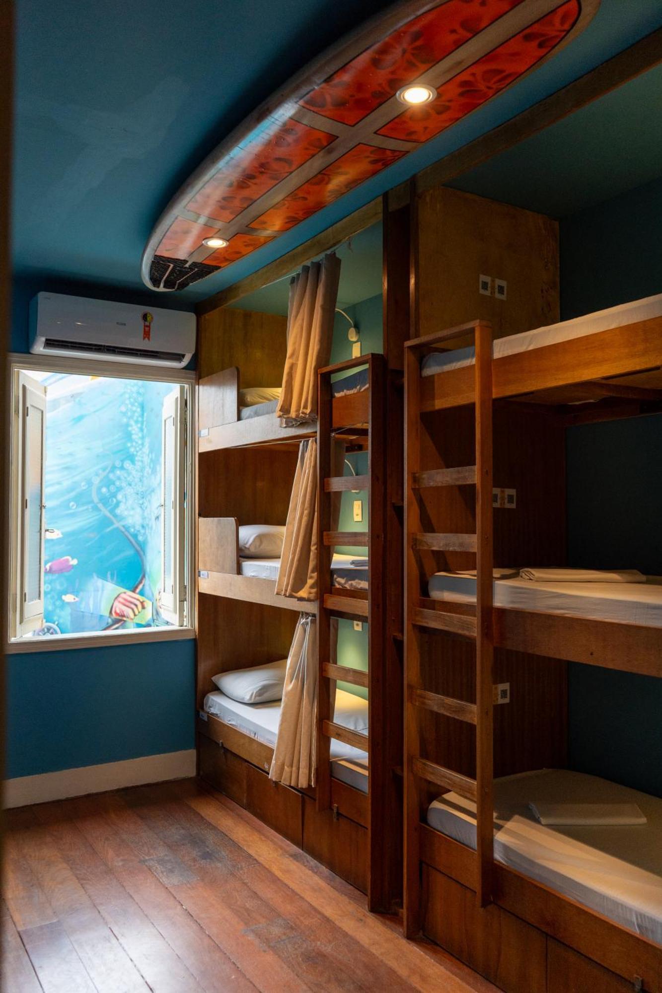 Longboard Paradise Surf Club Hostel